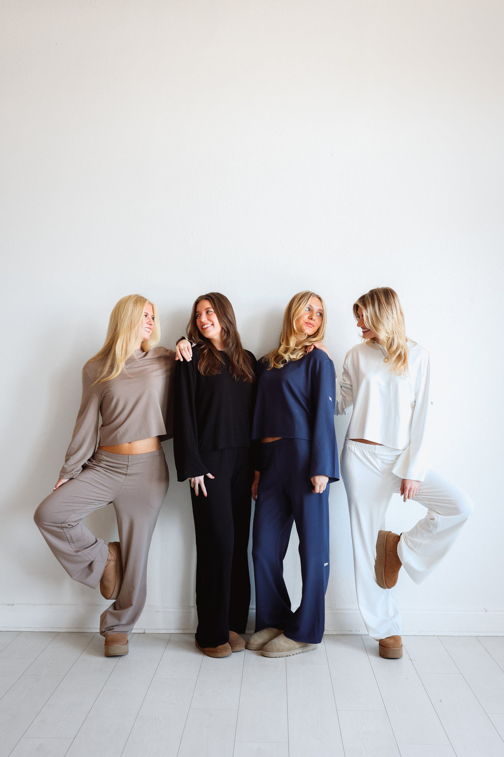 Ringside Flare Crewneck