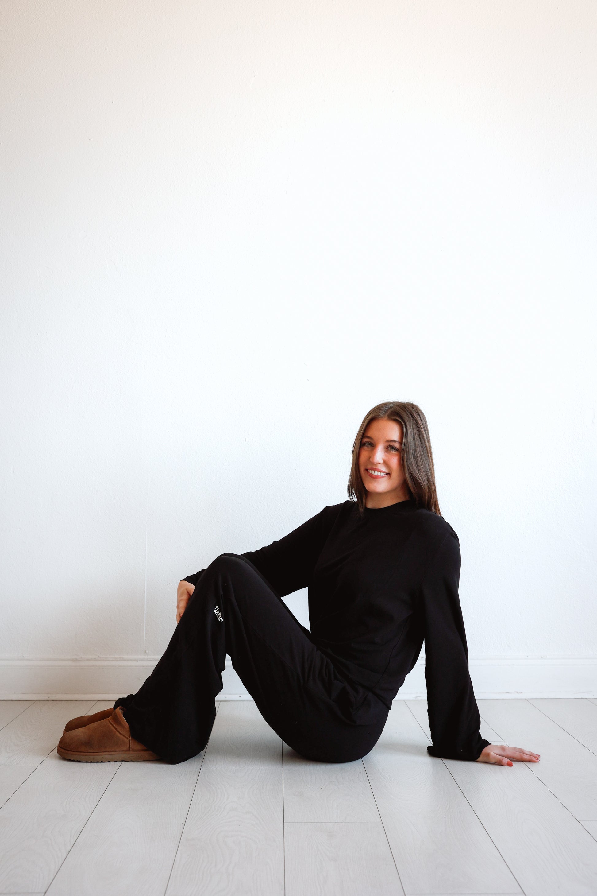 Ringside Flare Crewneck